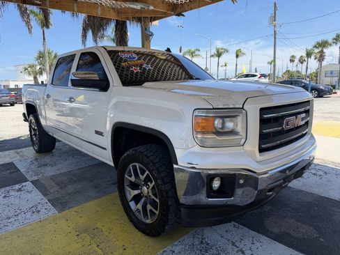 Used 2014 GMC Sierra 1500 SLT w/ All-Terrain Package AWD/4WD image 3