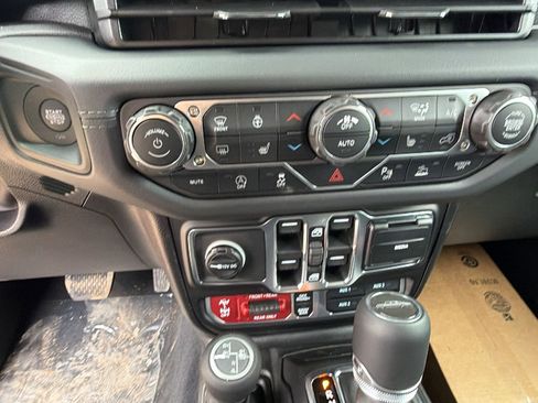 New 2026 Jeep Gladiator Rubicon image 28