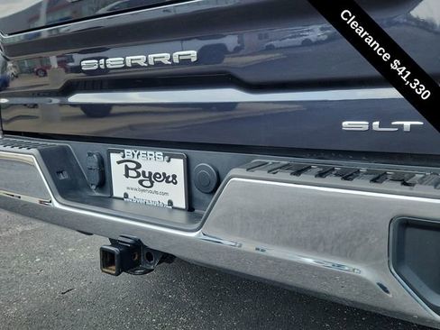Used 2025 GMC Sierra 1500 SLT image 24