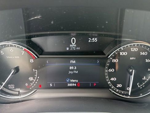 Used 2022 Cadillac XT5 Premium Luxury FWD image 19