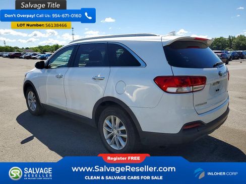 Used 2018 Kia Sorento FWD image 3