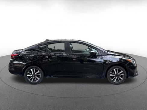 Used 2025 Nissan Versa SV FWD image 14