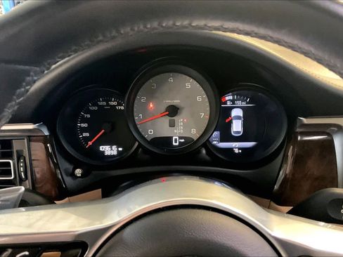Used 2020 Porsche Macan S AWD/4WD image 23
