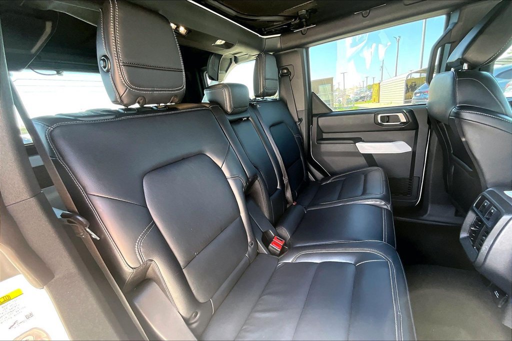 Used 2025 Ford Bronco Outer Banks AWD/4WD image 37
