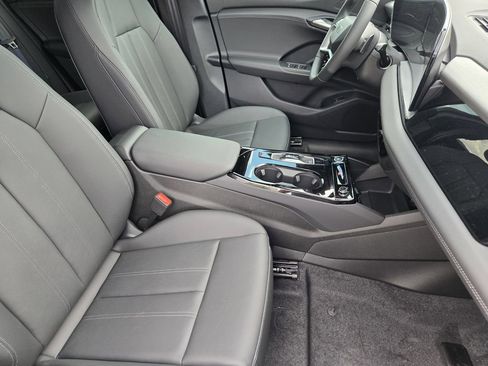 New 2027 Audi Q6 e-tron Premium AWD/4WD image 18