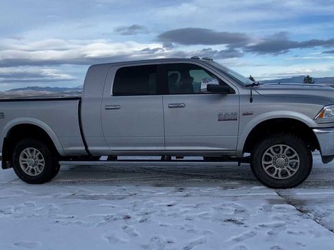 Used 2018 RAM 2500 Laramie w/ Off Road Package image 2