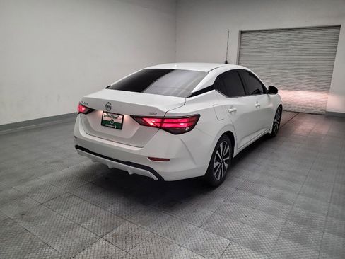Used 2022 Nissan Sentra SV w/ SV Premium Package FWD image 9
