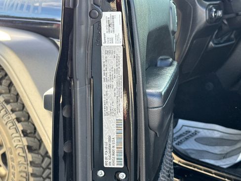 Used 2022 Jeep Wrangler Willys image 19