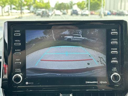 Certified 2021 Toyota Corolla XLE image 25