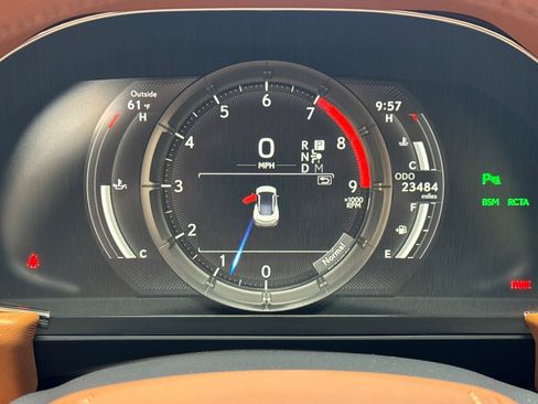 Used 2018 Lexus LC 500 Coupe w/ Touring Package RWD image 20