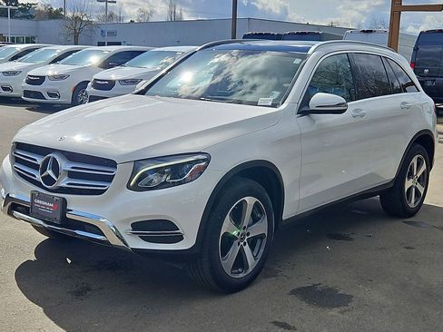 Used 2018 Mercedes-Benz GLC 300 GLC 300 image 3