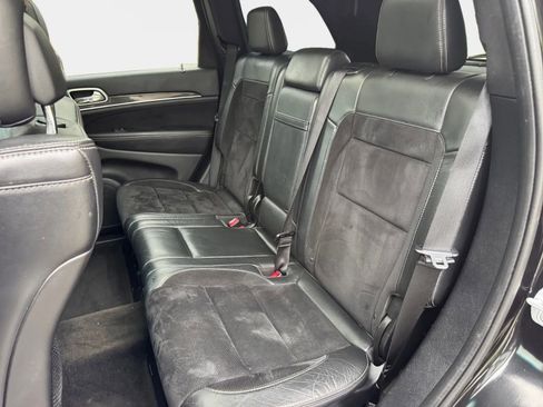 Used 2012 Jeep Grand Cherokee SRT8 w/ Luxury Group II AWD/4WD image 11