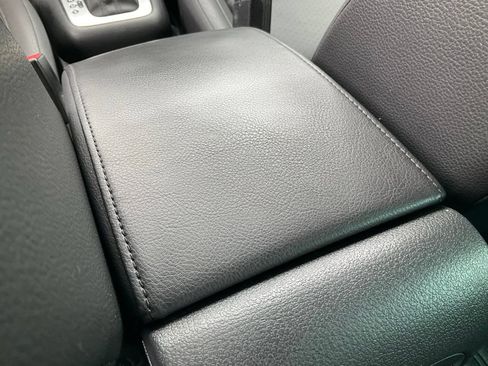 Used 2014 Volkswagen Tiguan SE FWD image 44