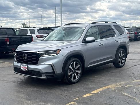 Certified 2024 Honda Pilot Elite image 7