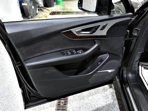 Used 2018 Audi Q7 2.0T Premium Plus image 9