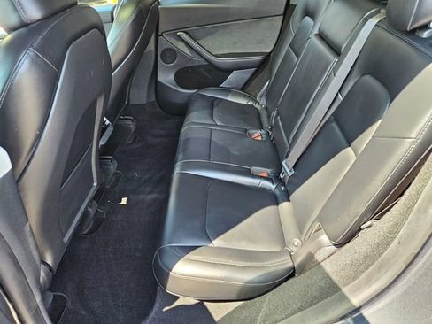 Used 2023 Tesla Model Y Long Range AWD/4WD image 16