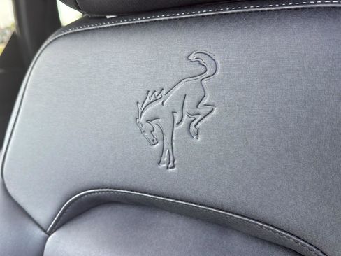 New 2025 Ford Bronco Badlands image 7