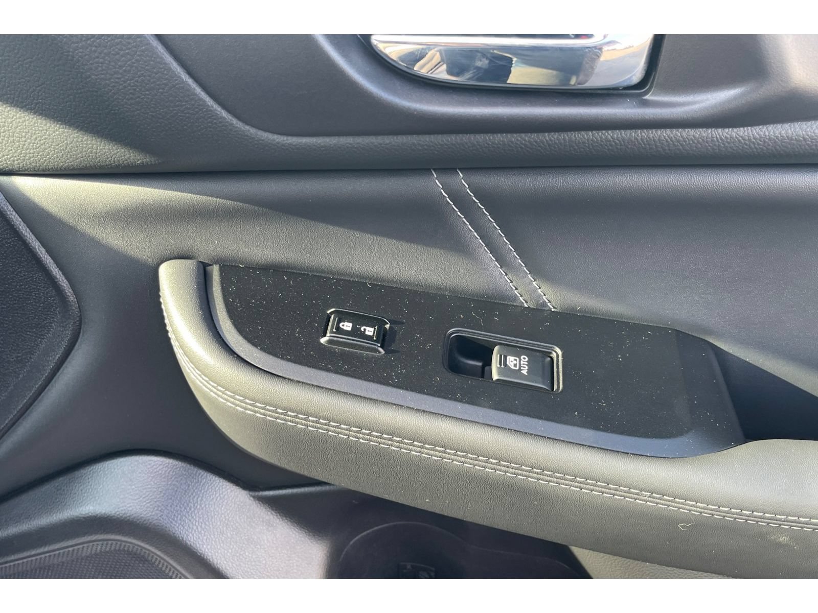 Used 2018 Subaru Legacy 3.6R Limited AWD/4WD image 21