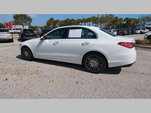 Used 2025 Mercedes-Benz C 300 4MATIC Sedan image 11