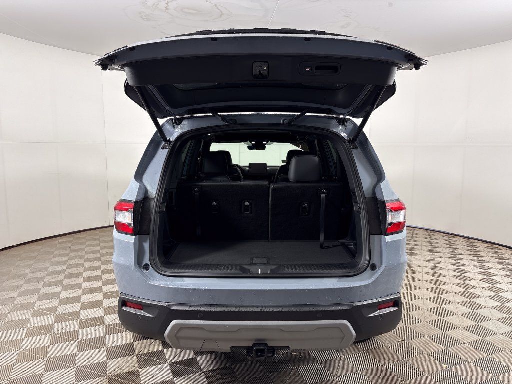 Used 2025 Honda Pilot TrailSport image 22