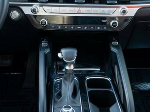 Used 2024 Kia Telluride S w/ S Sunroof Package image 16