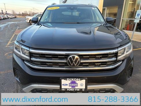 Used 2023 Volkswagen Atlas SEL image 2
