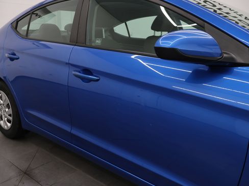 Used 2018 Hyundai Elantra SE FWD image 24