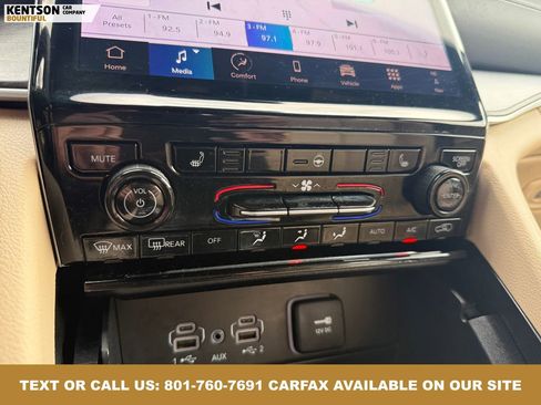 Used 2024 Jeep Grand Cherokee Limited image 26