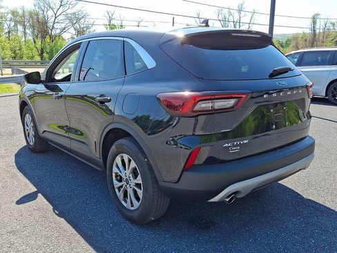 Used 2023 Ford Escape Active AWD/4WD image 8