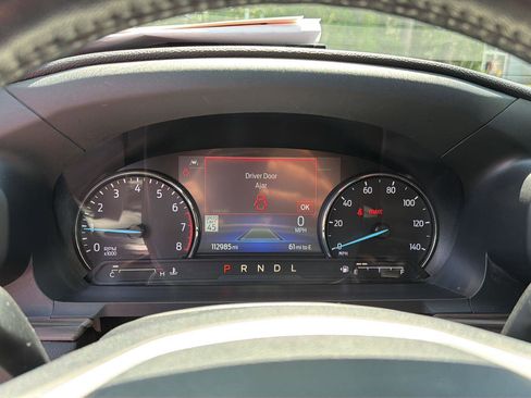 Used 2022 Ford Explorer Limited w/ Equipment Group 301A RWD image 25