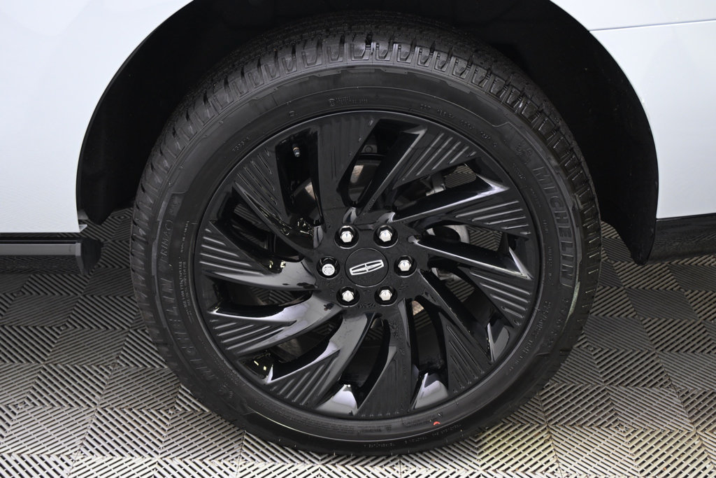 New 2026 Lincoln Navigator Reserve AWD/4WD image 20