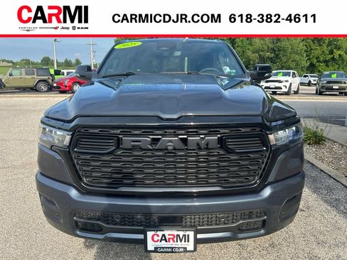 Used 2025 RAM 1500 Big Horn AWD/4WD image 2