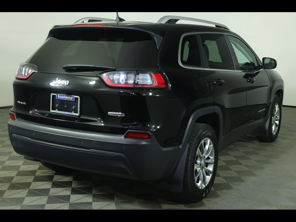 Used 2019 Jeep Cherokee Latitude Plus w/ Comfort/Convenience Group AWD/4WD image 13