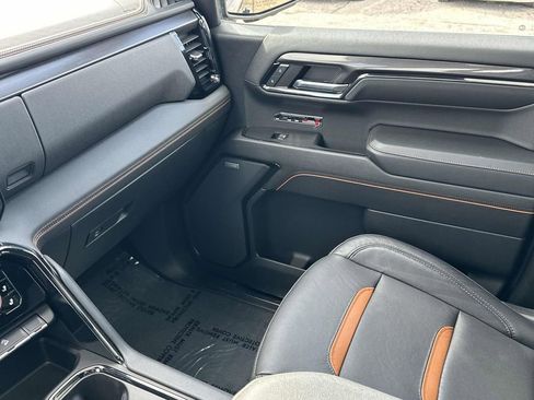 Used 2024 GMC Sierra 1500 AT4 w/ Technology Package image 37