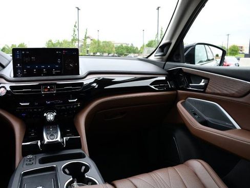 Certified 2026 Acura MDX SH-AWD w/ Advance Package image 19