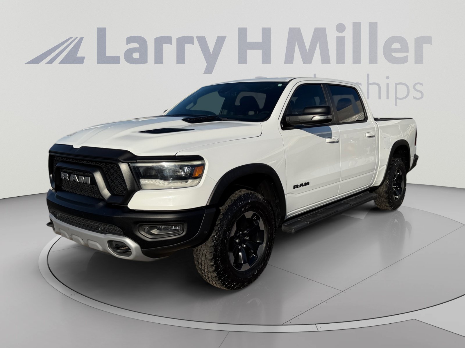 Used 2020 RAM 1500 Rebel w/ Rebel Level 2 Equipment Group AWD/4WD image 1