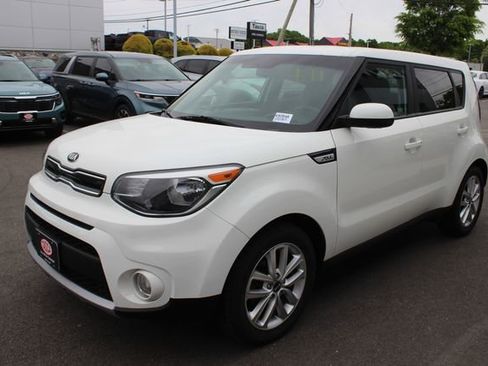 Used 2019 Kia Soul + FWD image 2