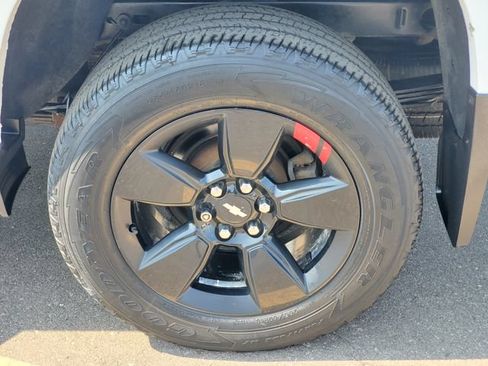 Used 2017 Chevrolet Colorado LT w/ Redline Special Edition AWD/4WD image 29