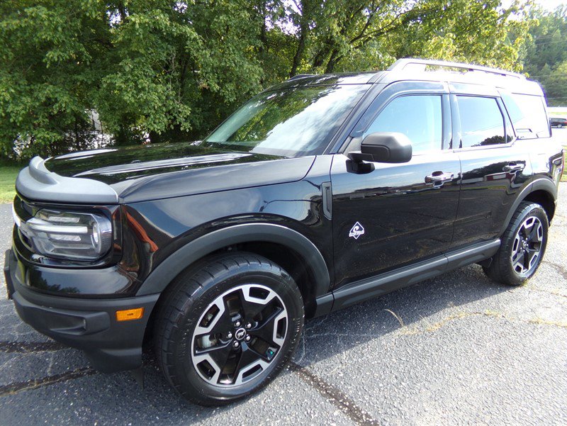 Used 2021 Ford Bronco Sport Outer Banks w/ Outer Banks Package (96D) AWD/4WD image 1