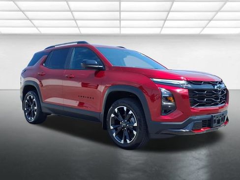 Used 2025 Chevrolet Equinox RS w/ Safety and Technology Package FWD image 11