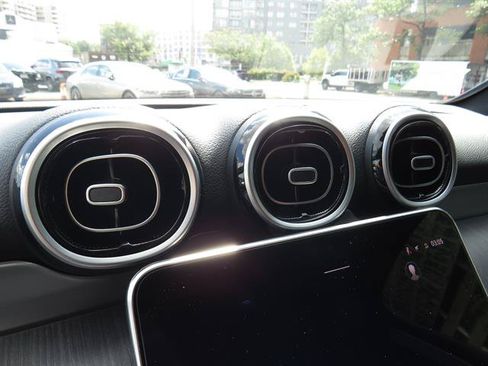 Used 2026 Mercedes-Benz GLC 300 4MATIC image 16