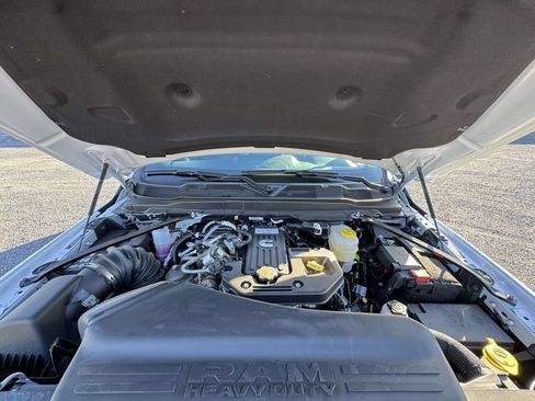 New 2026 RAM 2500 Big Horn AWD/4WD image 12