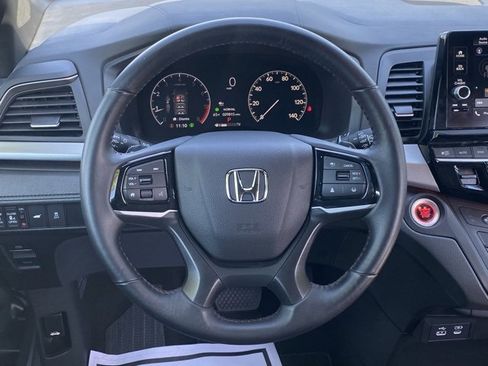 Used 2025 Honda Odyssey Sport-L image 39
