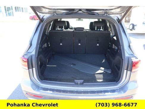 Used 2023 Mercedes-Benz GLB 250 250 4MATIC image 27