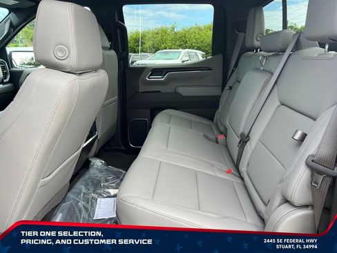 New 2026 GMC Sierra 1500 SLT w/ SLT Premium Plus Package AWD/4WD image 11