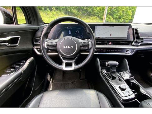 Used 2023 Kia Sportage X-Line w/ X-Line Premium Package AWD/4WD image 5