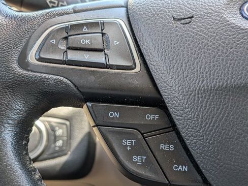 Used 2019 Ford Escape Titanium w/ U9j03 - Titanium Tow Package AWD/4WD image 11