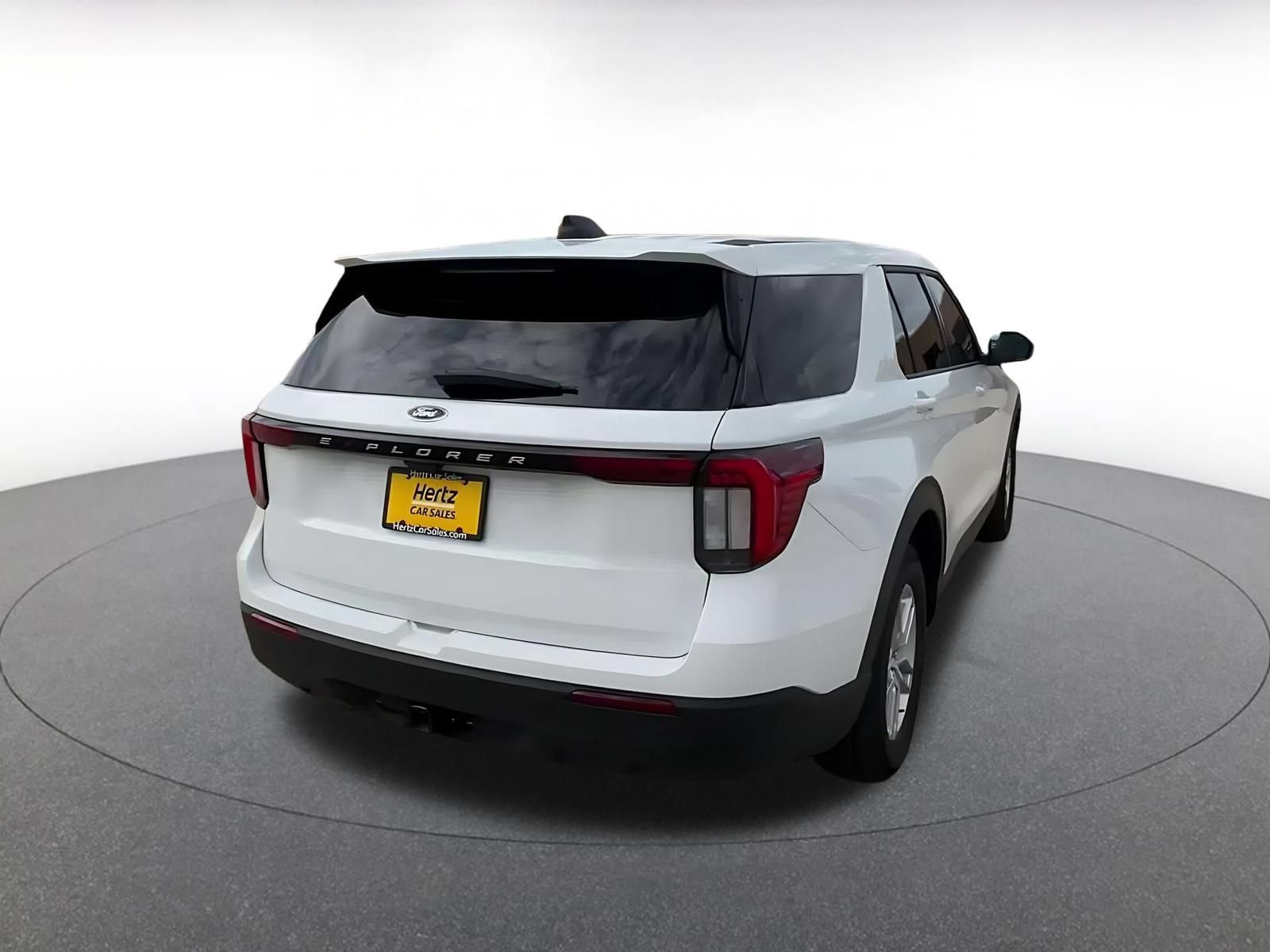 Used 2026 Ford Explorer Active RWD image 13