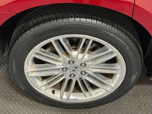 Used 2013 Lincoln MKT AWD image 21