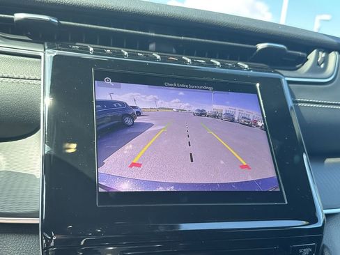 New 2025 Jeep Grand Cherokee L Laredo image 23